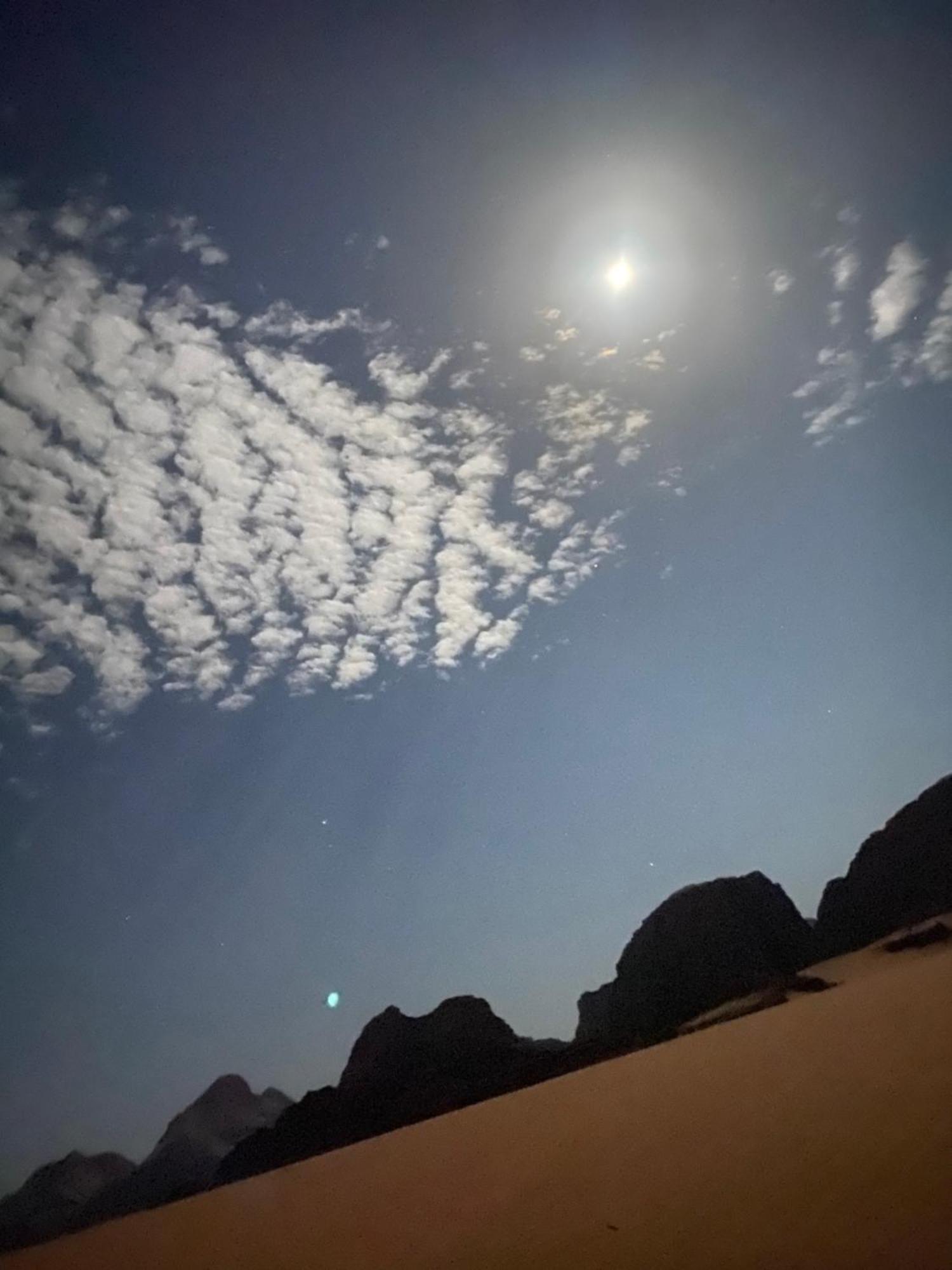 Rum Four Mountain Luxury Camp Wadi Rum Eksteriør bilde