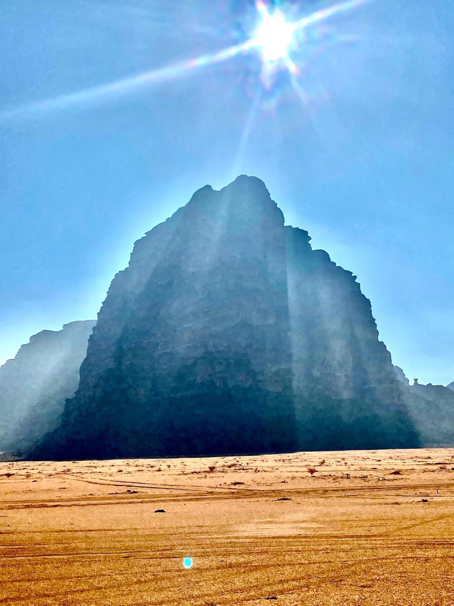 Rum Four Mountain Luxury Camp Wadi Rum Eksteriør bilde
