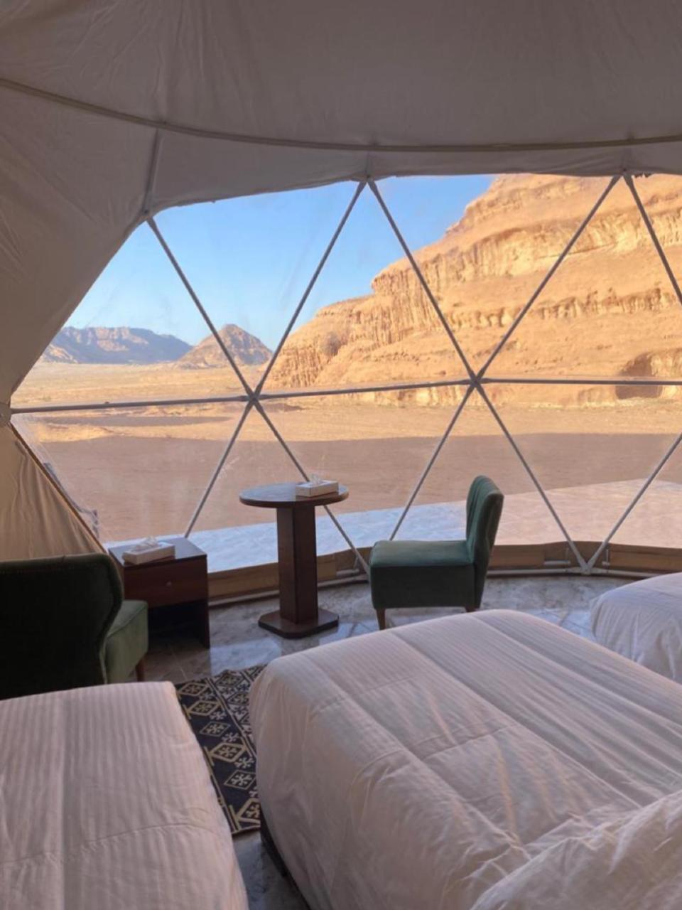 Rum Four Mountain Luxury Camp Wadi Rum Eksteriør bilde