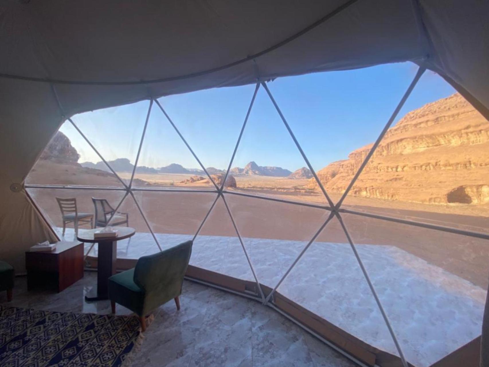 Rum Four Mountain Luxury Camp Wadi Rum Eksteriør bilde